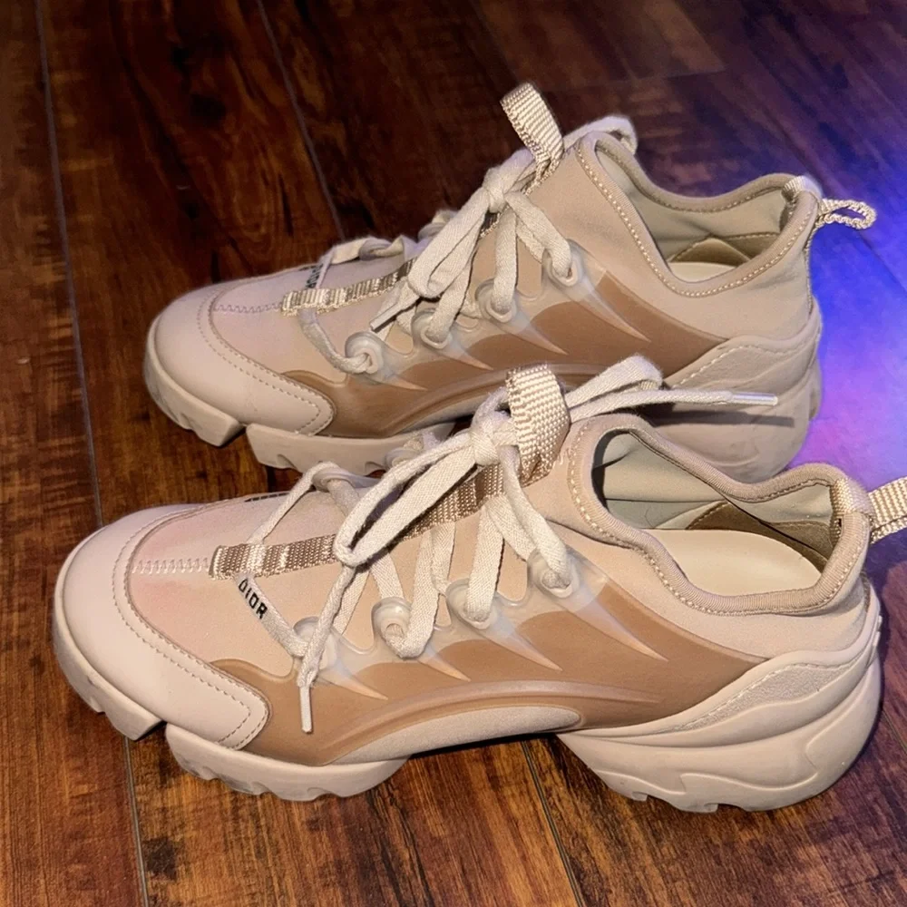 Dior Sneaker - Picture 4 of 10